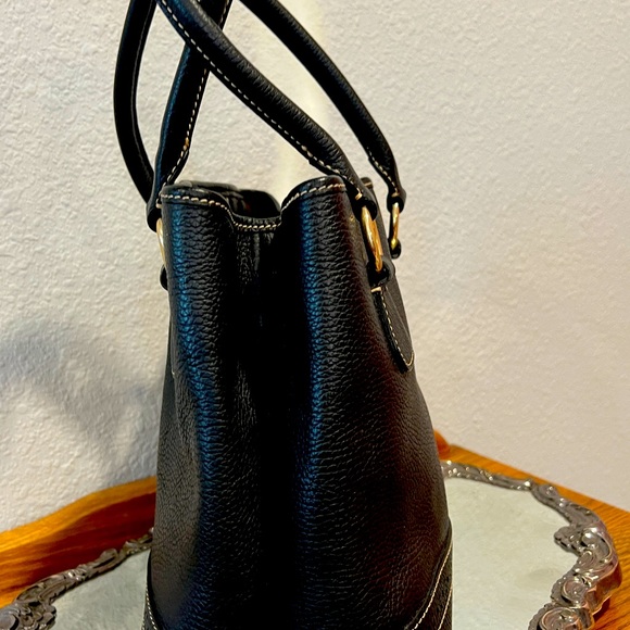 Dooney & Bourke black pebble leather medium satchel. Vintage and rare. - Picture 5 of 9